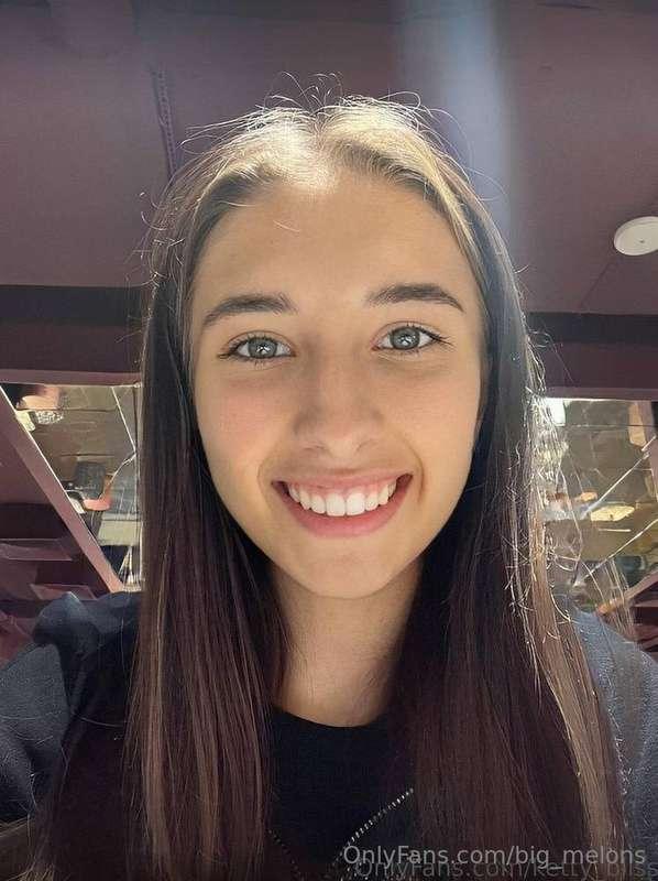 This cutie 💕 @ketty_bliss💞 dirty thoughts will blow your min..