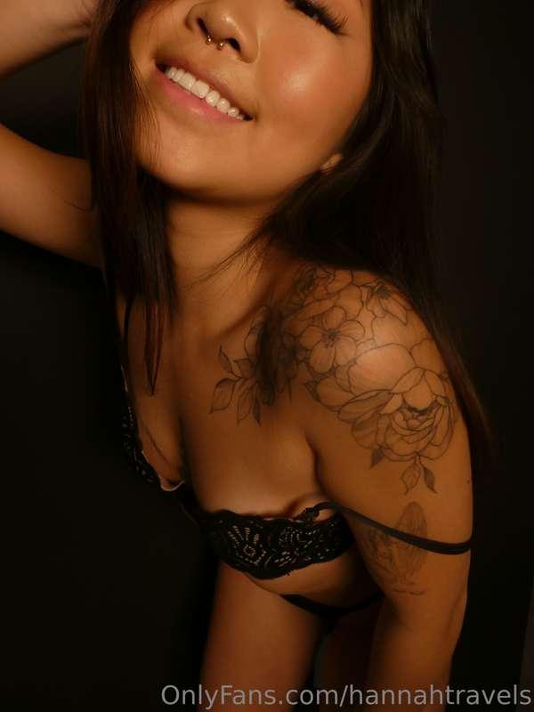 tell me I look hot...  #sexyasian #tattoogirl #koreangirl #s..