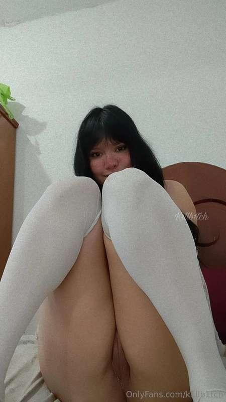 If you want to talk dirty send me dm and let's do sexting ☺️..