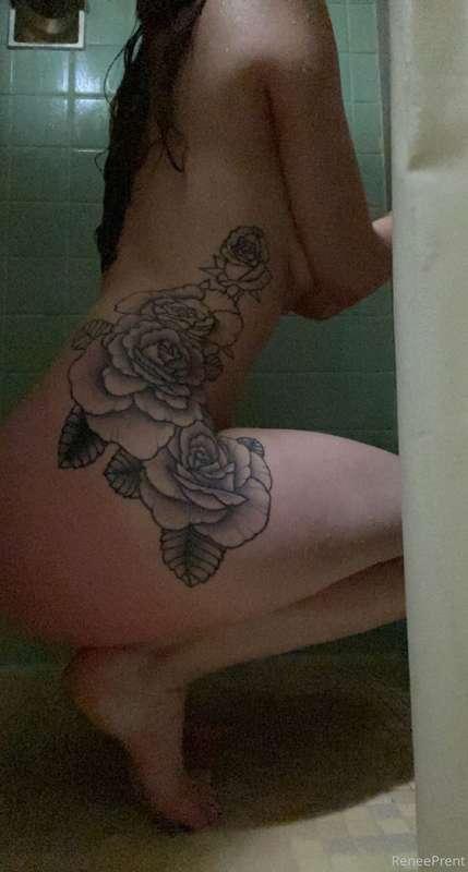 Hey baby if you subscribe to my paid page it’s only $5 a mon..