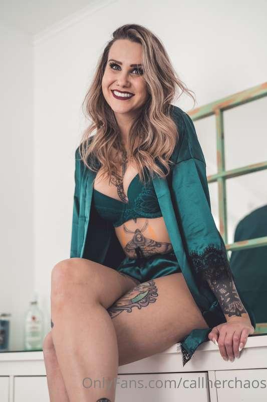 Crazy eyes am I right?! 😳