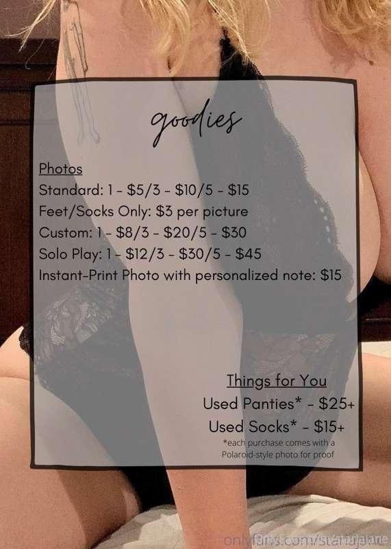 Feel free to message me with any questions or inquiries! 💋