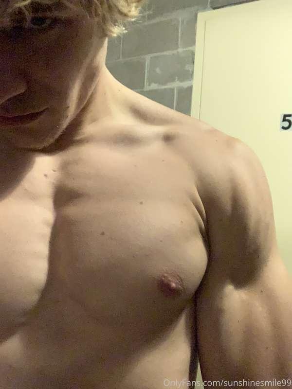 Trying to work on my chest, what do you think? Need a place ..
