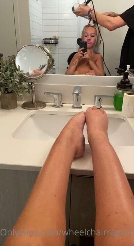 Just resting my little feet before my shower who wants to li..
