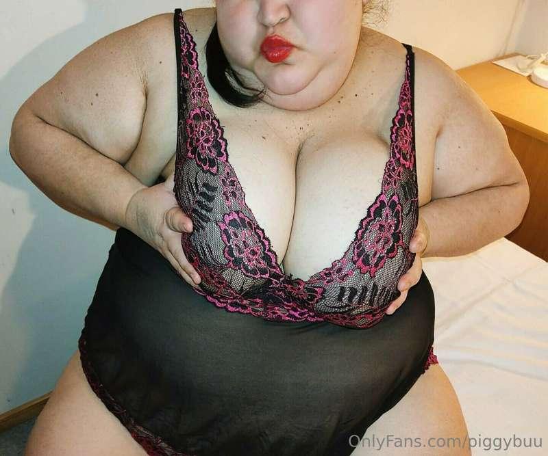 Today I'm wanting some licks👅👅👅