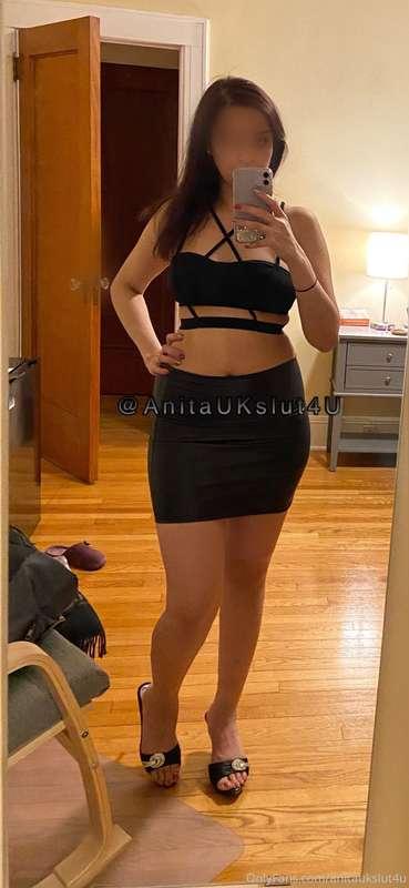 Do I look better dressed sexy or completely naked? 😈😉🍆💋