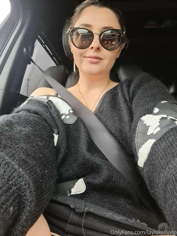 Hey hunny, my pussy is missing you... 😘