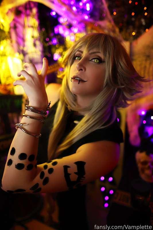 vamplette image #2
