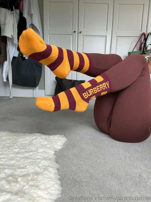 Comfy, cosy, sockiessss! What are your views of sock fuzz? h..