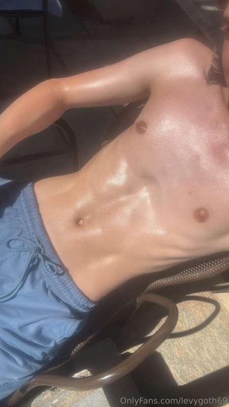 tanning x