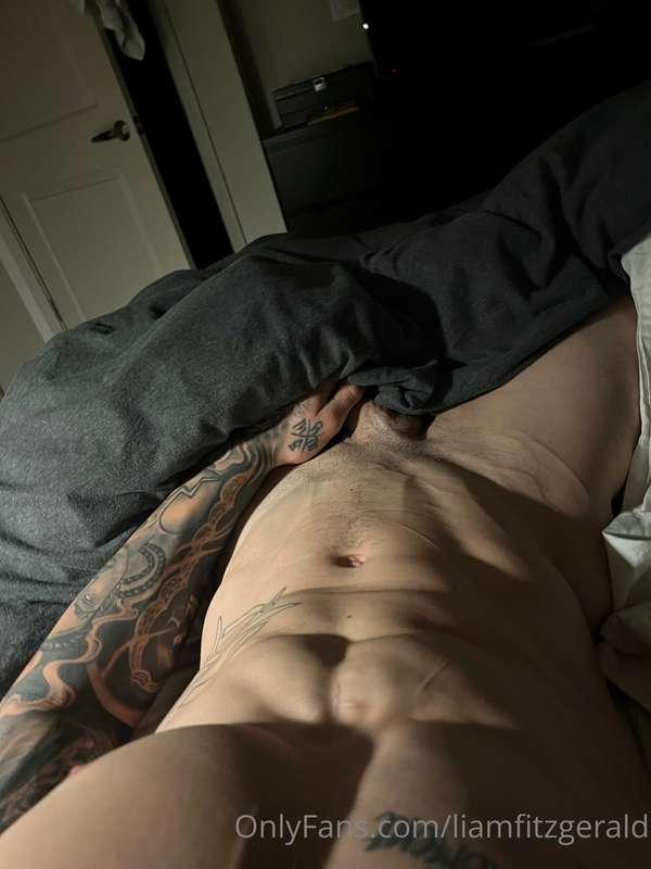Do you wish you were in bed with me tonight?😉💤