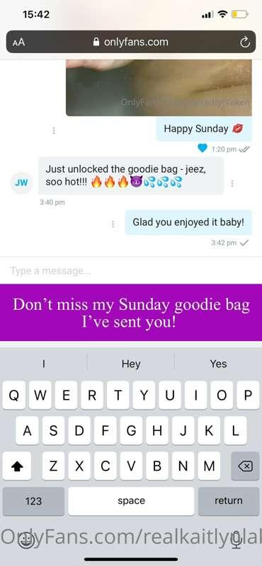 Don’t miss my Sunday goodie bag I sent you! Check your DMs 💋