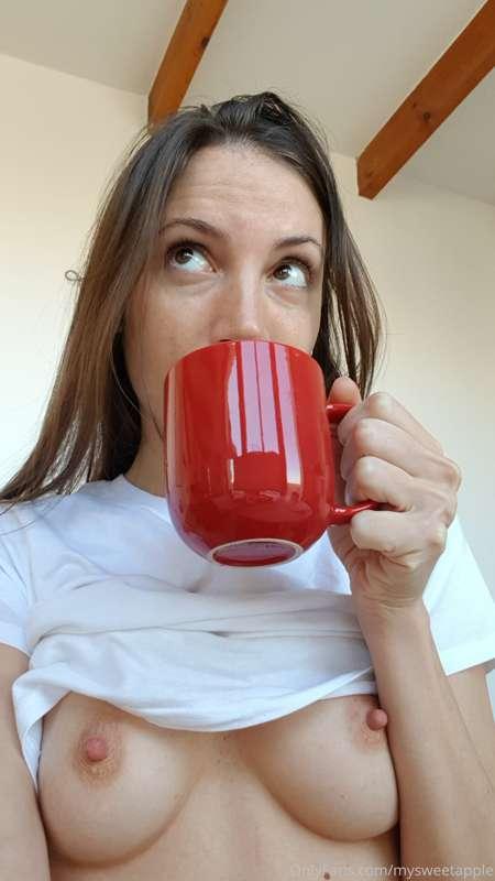 Good Morning! Coffe or Tea? 😊