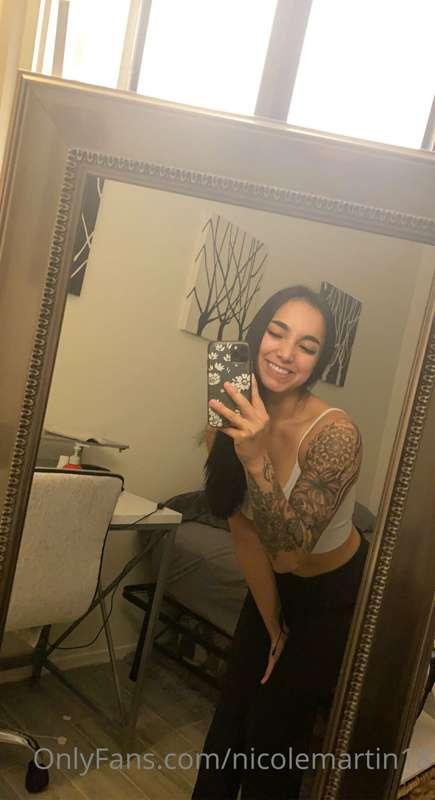 Hey baby!😏 who's going to man-up and becum My DADDY all nigh..
