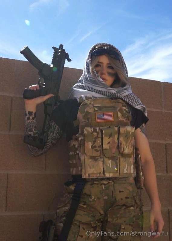 strongwaifu image #1