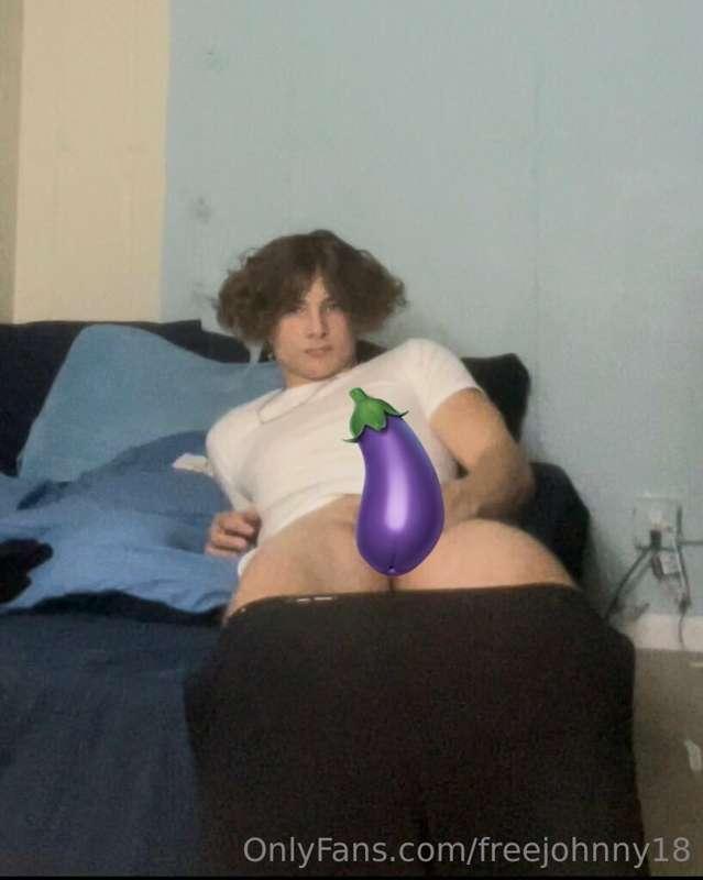 Add my Snapchat :) link in bio !