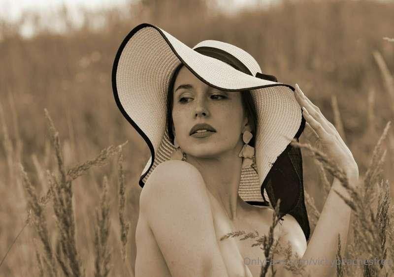 Ar tu isdrysi?/ Will you dare? Premium @vickypeaches