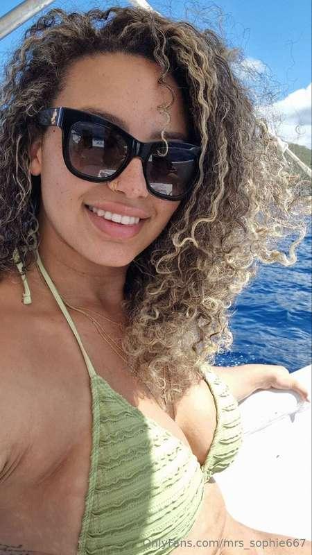 Would you go on a vacation with your step-sis?