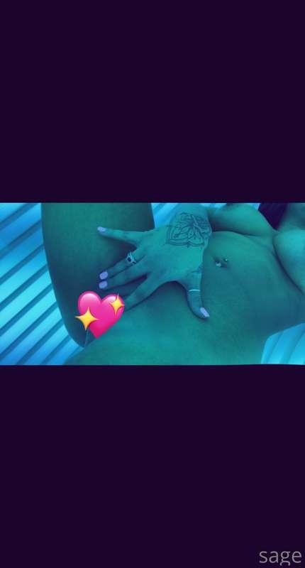 Unlock to remove the 💖 and for a full videoooo ✨