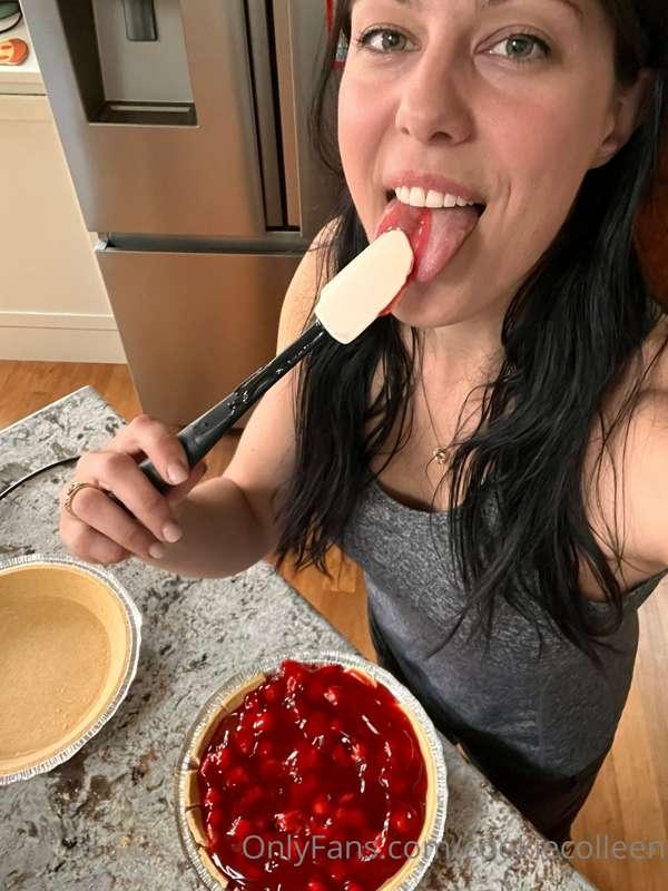 Getting ready for a poll post- blueberry vs cherry pie 🥧 
Wh..