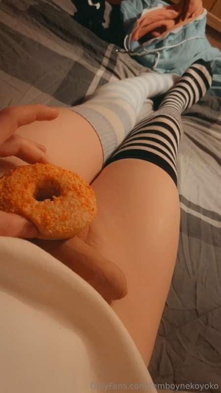 Wanna stack donuts on it? x3