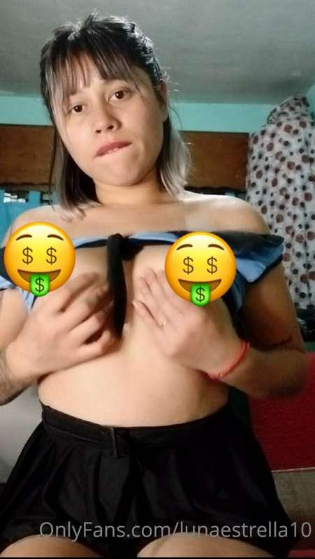 the police 👮🏼‍♀️ more whore 😈🔥🤤😏