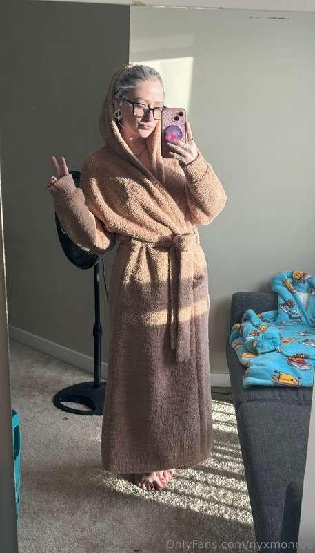ITS SO COZY. I’M SO DANG COZY!!