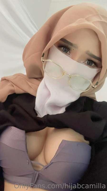Feeling playful now... Come have some fun with me🥺💦