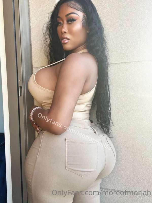 I want you to stretch me out daddy.. will you? 🤤