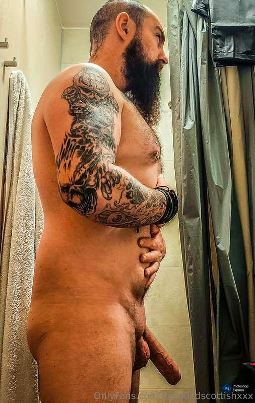 😈