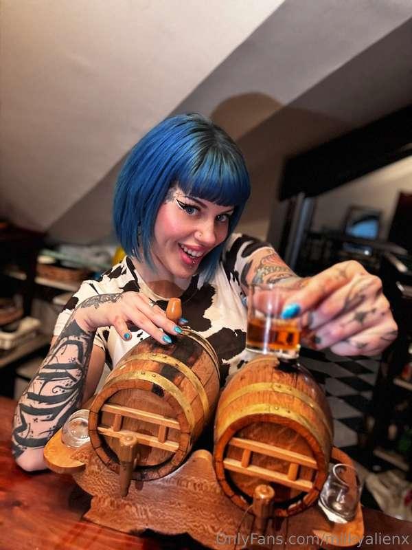 🇬🇧 Serving up mischief with a side of spirit. 🥃 Care for a t..
