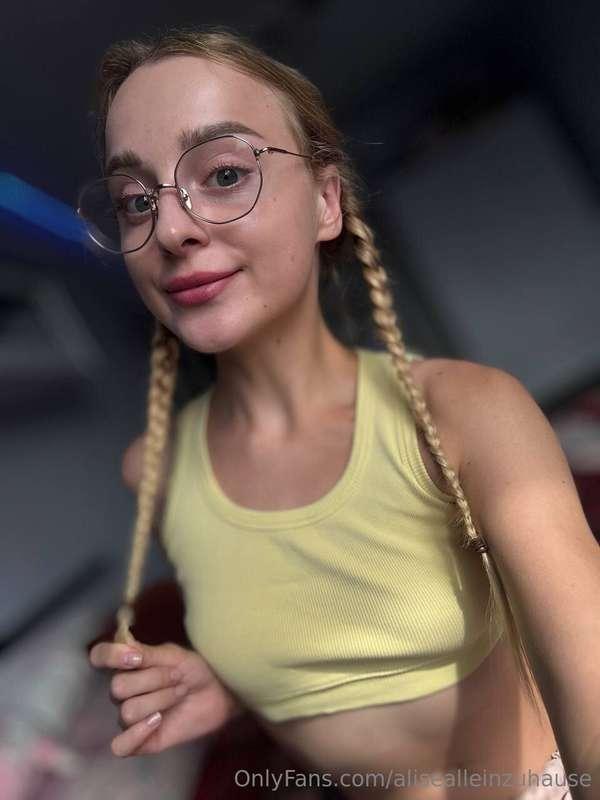 Would you pull my braids while taking me from behind? 🐶