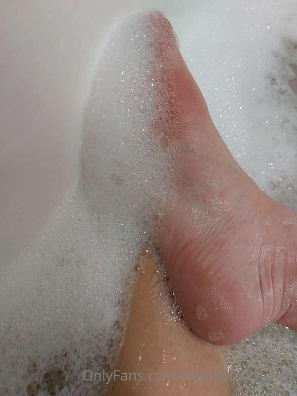 Wanna clean my feet for me?