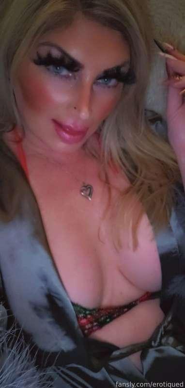 erotiqued image #5