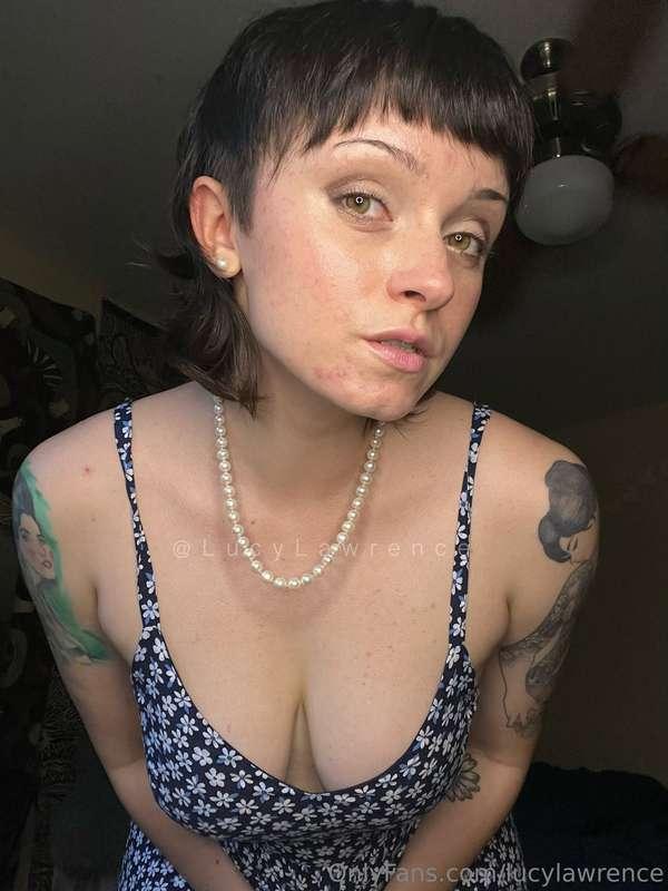 a couple of photos i took while i was doing a custom video r..