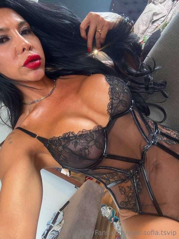 Let me show you what I can do for you 💋