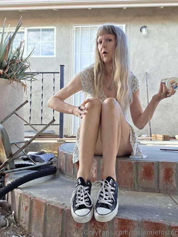 Naked Yoga with no wedges at 8