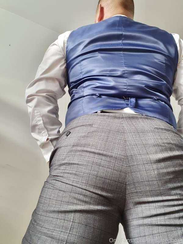 thesuitedboss image #6