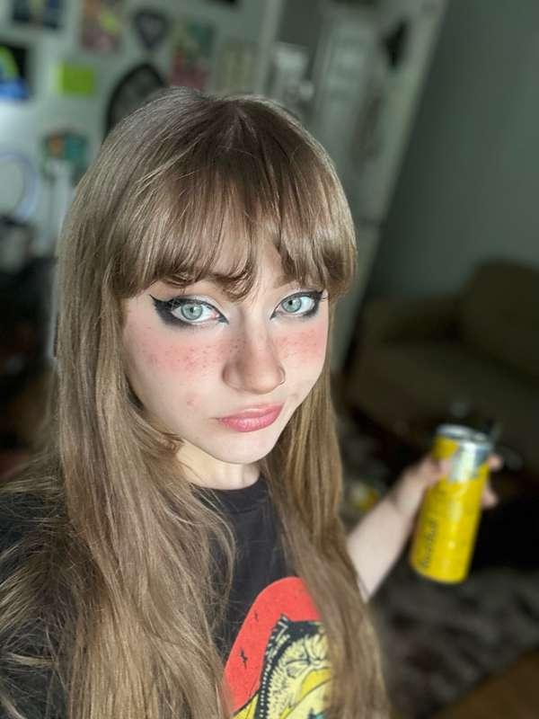 i’ve been trying to post one new photo for you everyday, has..