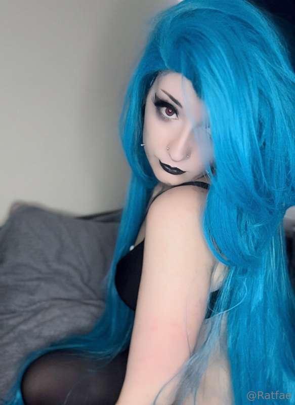 Goth Jinx anyone? 🩵🩷