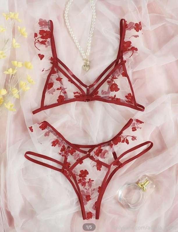 adelia_adelia image #2