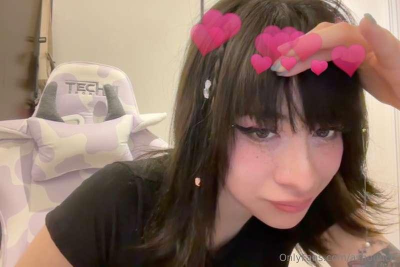 Buenas noches 💕He estado solita con mi computadora y no pude..