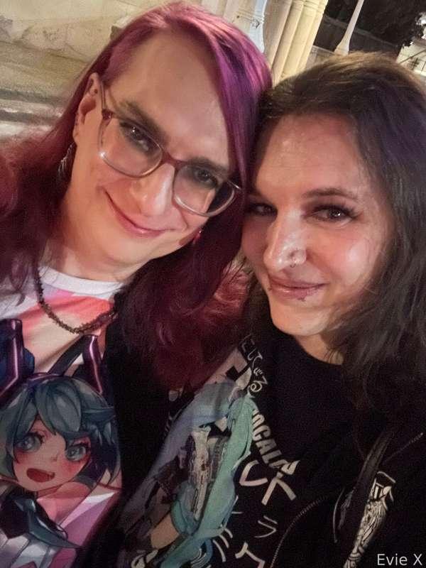 evie_x image #2