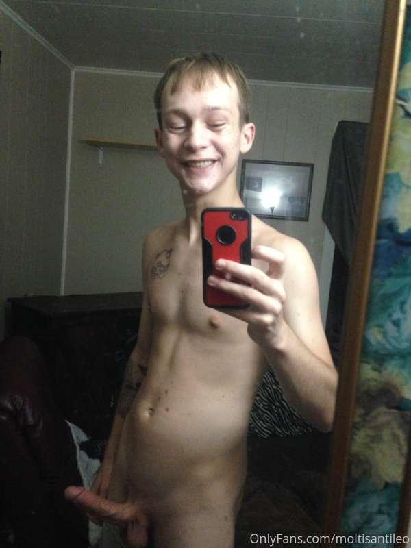 Selfies that were requested by a company in fl