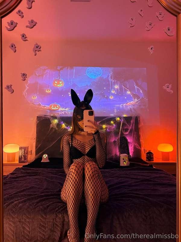 Blowing your mind this Halloween 🤯🐰🎃 I’ll be sharing my spec..