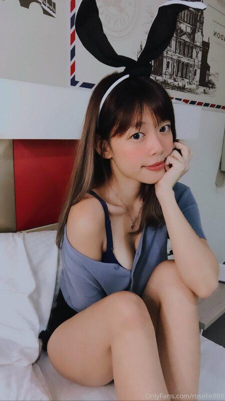 寶貝今天工作加油😘❤️貝貝會一直鼓勵你💕想跟我聊天可以隨時找我喔 😉! It’s Mondayy, Good luck ..