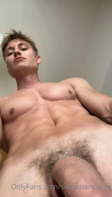 U like it a bit hairy or shaved?