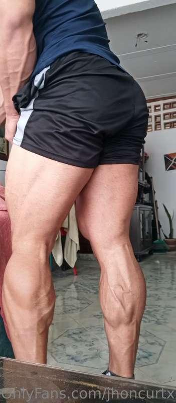 I'm strong, daddy, do you like? 🍑