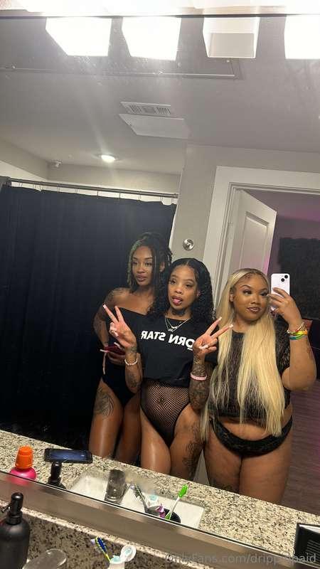 Yall fav duo for full video dm and ask for lesbian 3 sum 