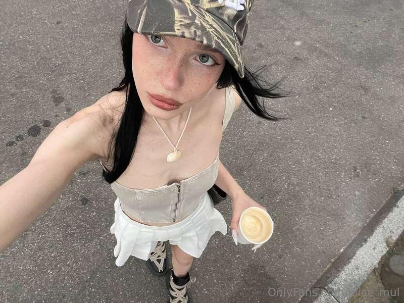 Freckles, caffeine, and good vibes only ☕🌸